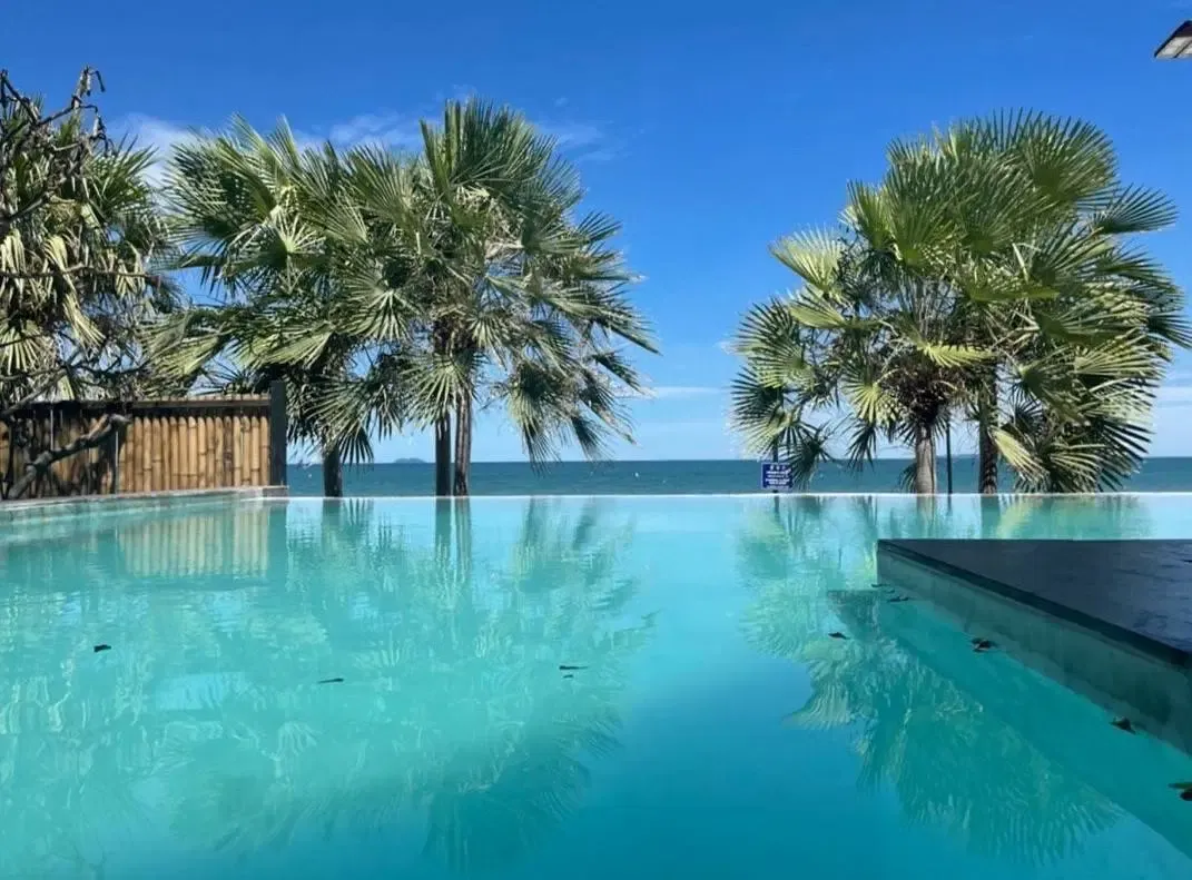 12 BEDROOM GRAND SEA VIEW