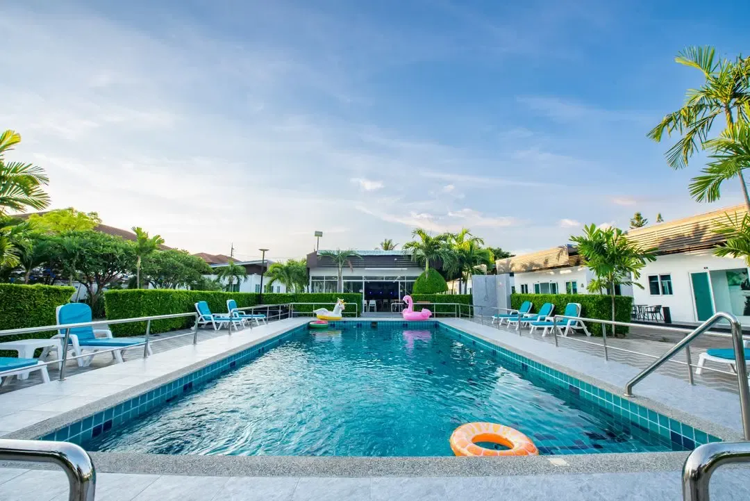 B.L.B Poolvilla & Resort พูลวิลล่า 20 คน