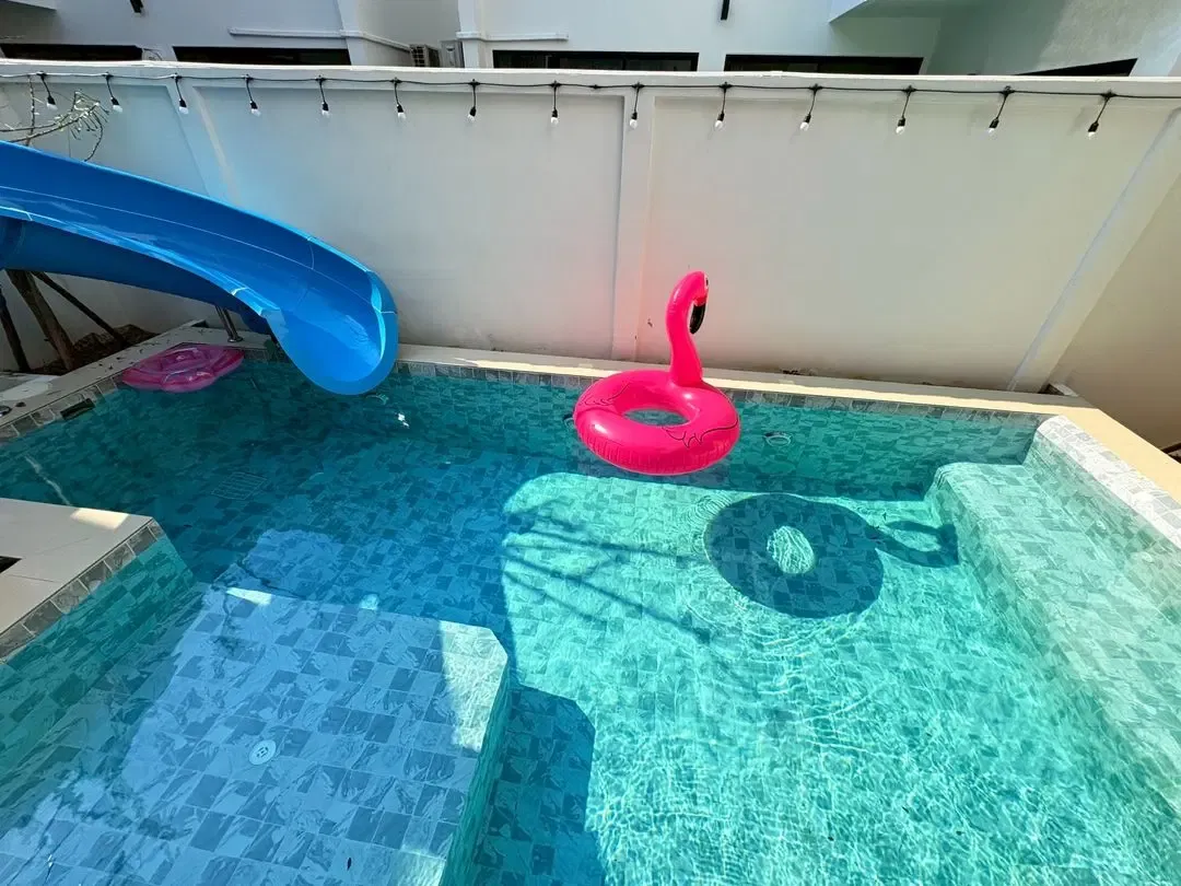 Hidden Space Pool villa 2 พูลวิลล่าบางแสน