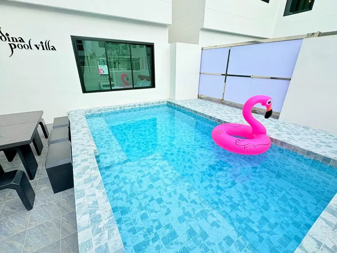 Medina Pool villa M5 พูลวิลล่าบางแสน