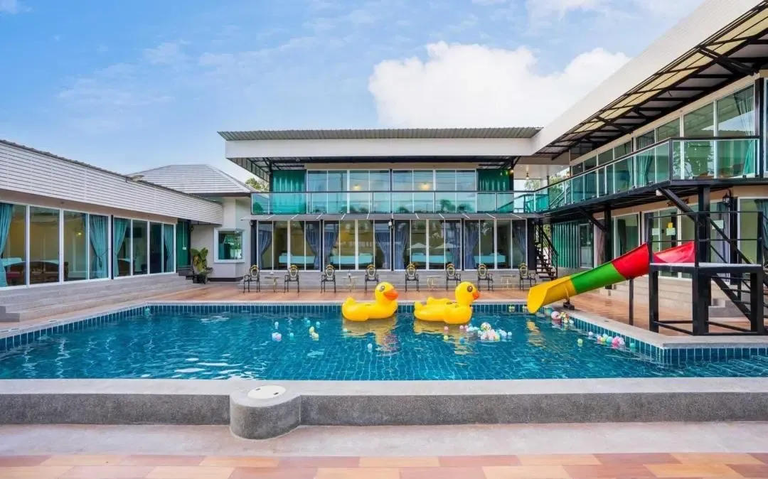 Royal bluetic pool villa by stay classy @Cha-am พูลวิลล่าชะอำ
