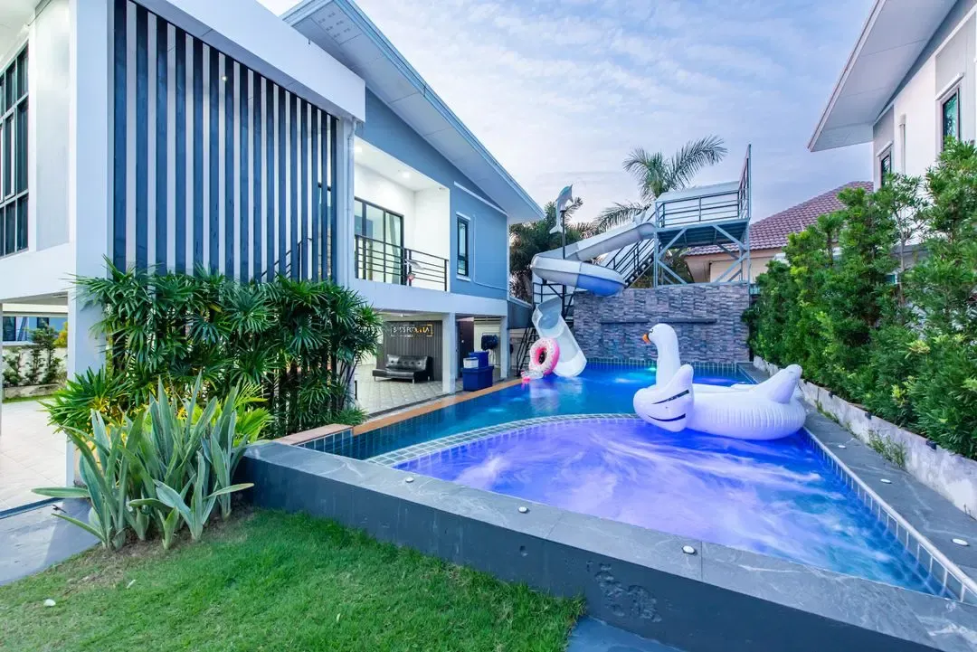 Swiss Poolvilla บางเสร่ สัตหีบ