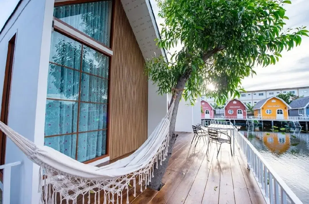White Lotus House n.11